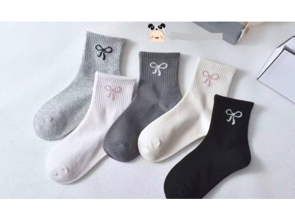 Дитячі шкарпетки для дівчинки Pier lone арт. 0801 Дитячі шкарпетки для дівчинки Pier lone арт. 0801